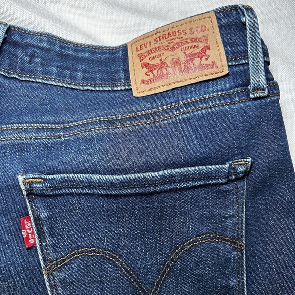 Levi Strauss Skinny Stretch Jeans Womens 8 Blue Denim Mid Rise Zip Fly‎ - Picture 6 of 11